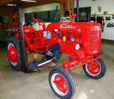 Musée du Tracteur, Tracteurs de collections, mécaniques anciennes - Edel