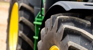 Quelle pression gonfler pneus de tracteur